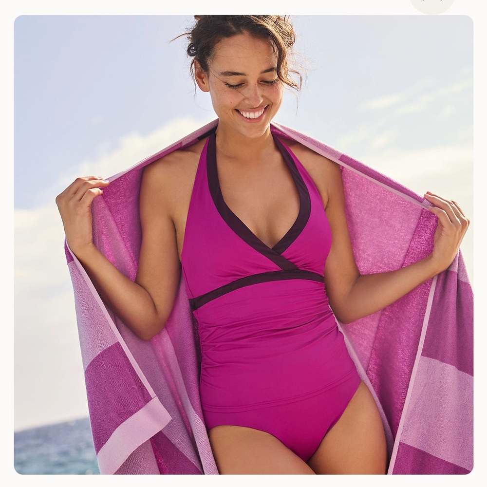 Lands end Halter V-Neck  Tankini Top  Swimsuit crimson rose